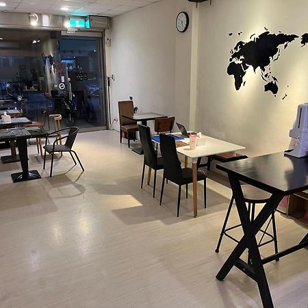 Little House Hostel Чиай Сити Екстериор снимка