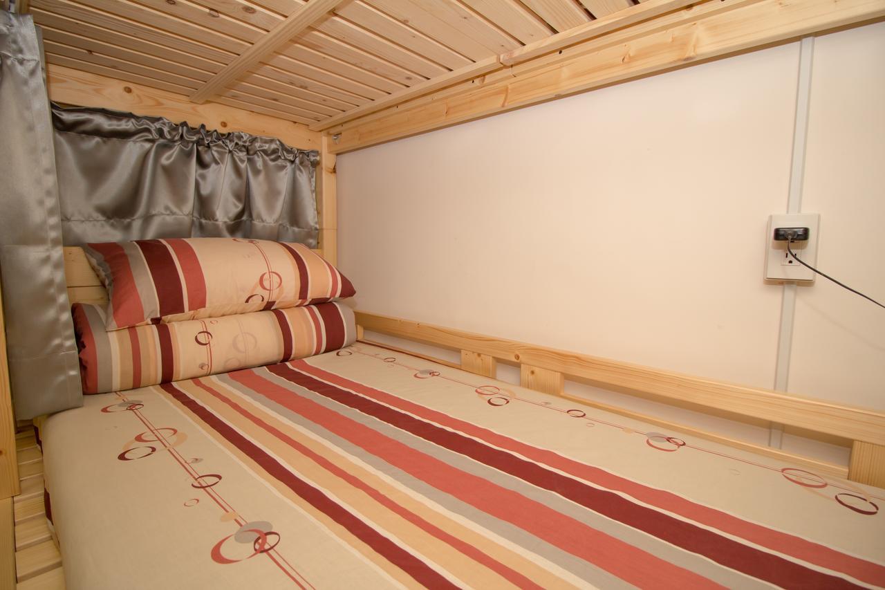 Little House Hostel Чиай Сити Екстериор снимка